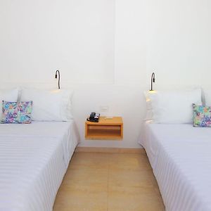 Habitación con 2 Camas Individuales